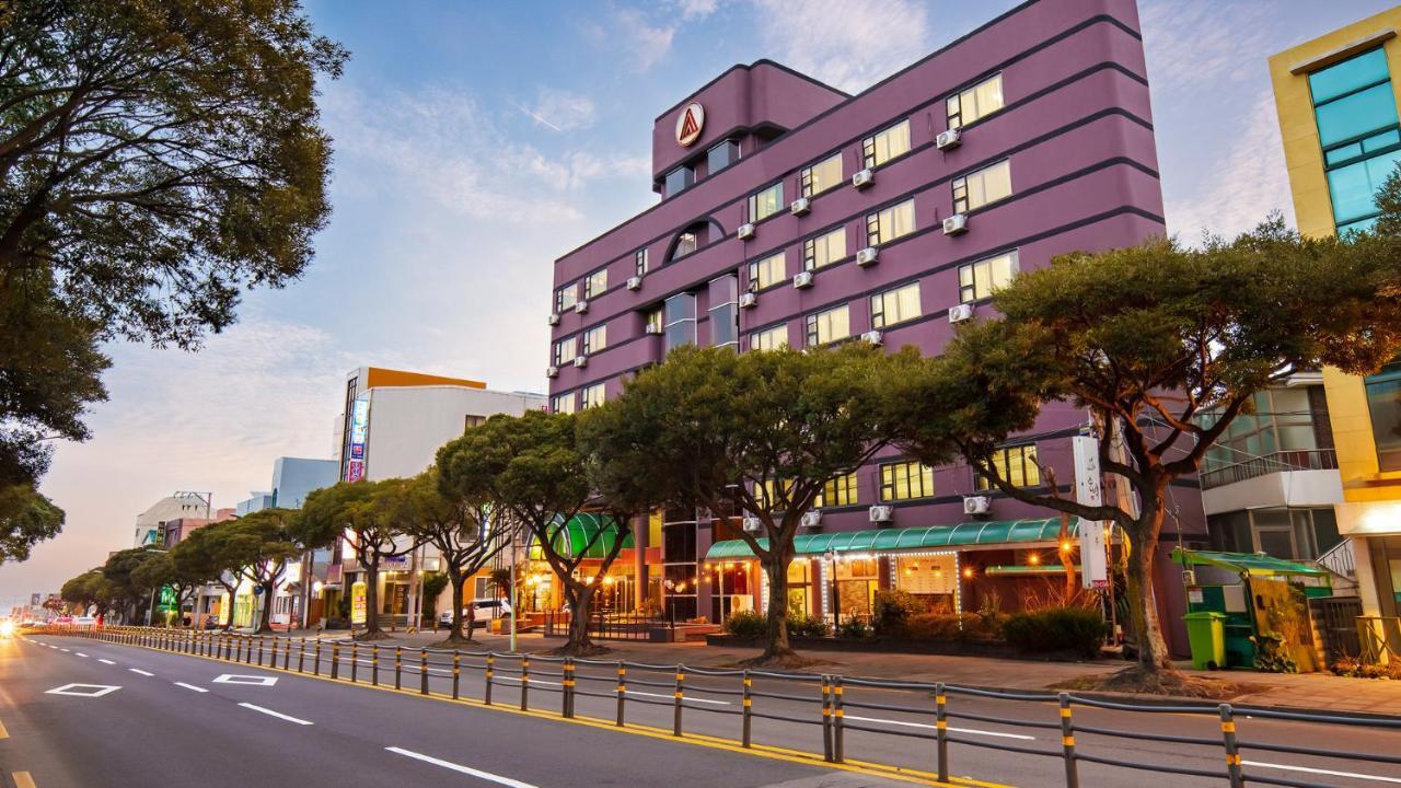 Hiker Hotel Jeju by Eksteriør bilde