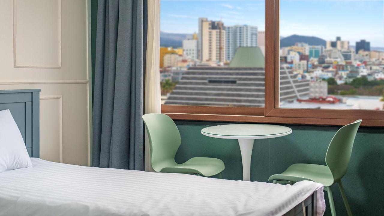 Hiker Hotel Jeju by Eksteriør bilde