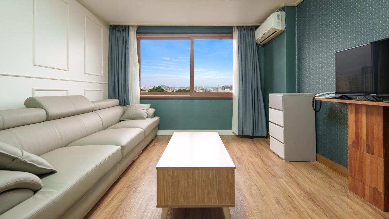 Hiker Hotel Jeju by Eksteriør bilde